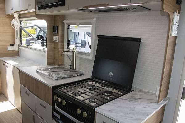 2025 Jayco SIGNATURE MOTORHOME FA.25-1.LE.SG-MY25