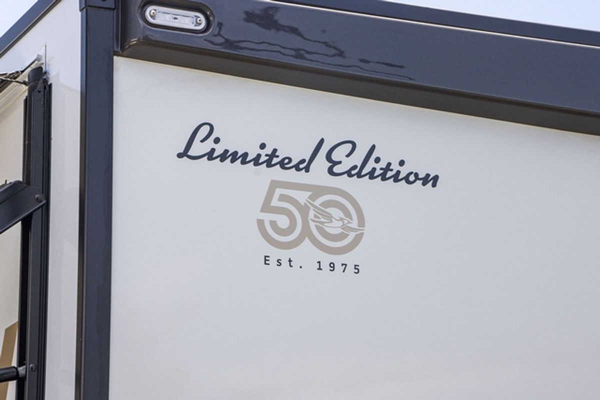 2025 Jayco SIGNATURE MOTORHOME FA.25-1.LE.SG-MY25