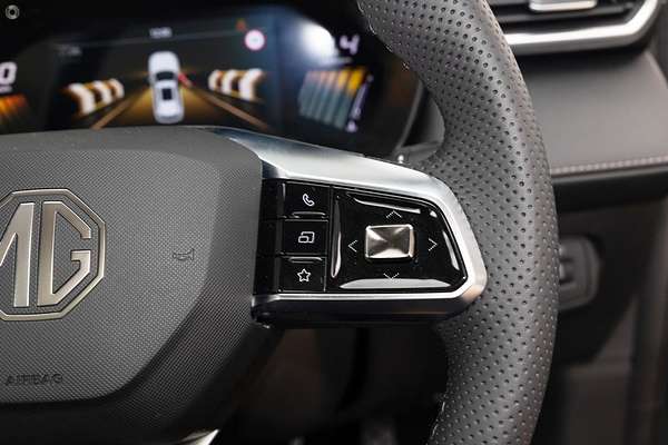 2025 MG ZS Essence Turbo ZS32