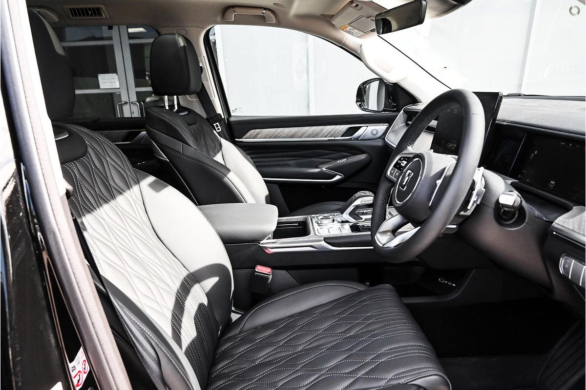 2025 GWM Tank 500 Ultra Hybrid P03