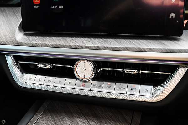 2025 GWM Tank 500 Ultra Hybrid P03