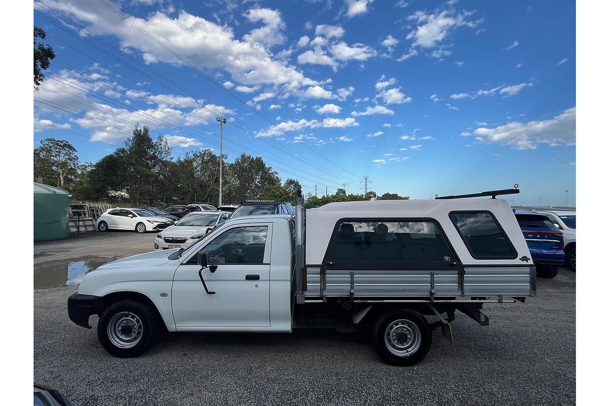 2005 Mitsubishi Triton GL MK Rear Wheel Drive