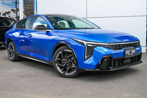 2025 Kia K4 GT-Line CL4m