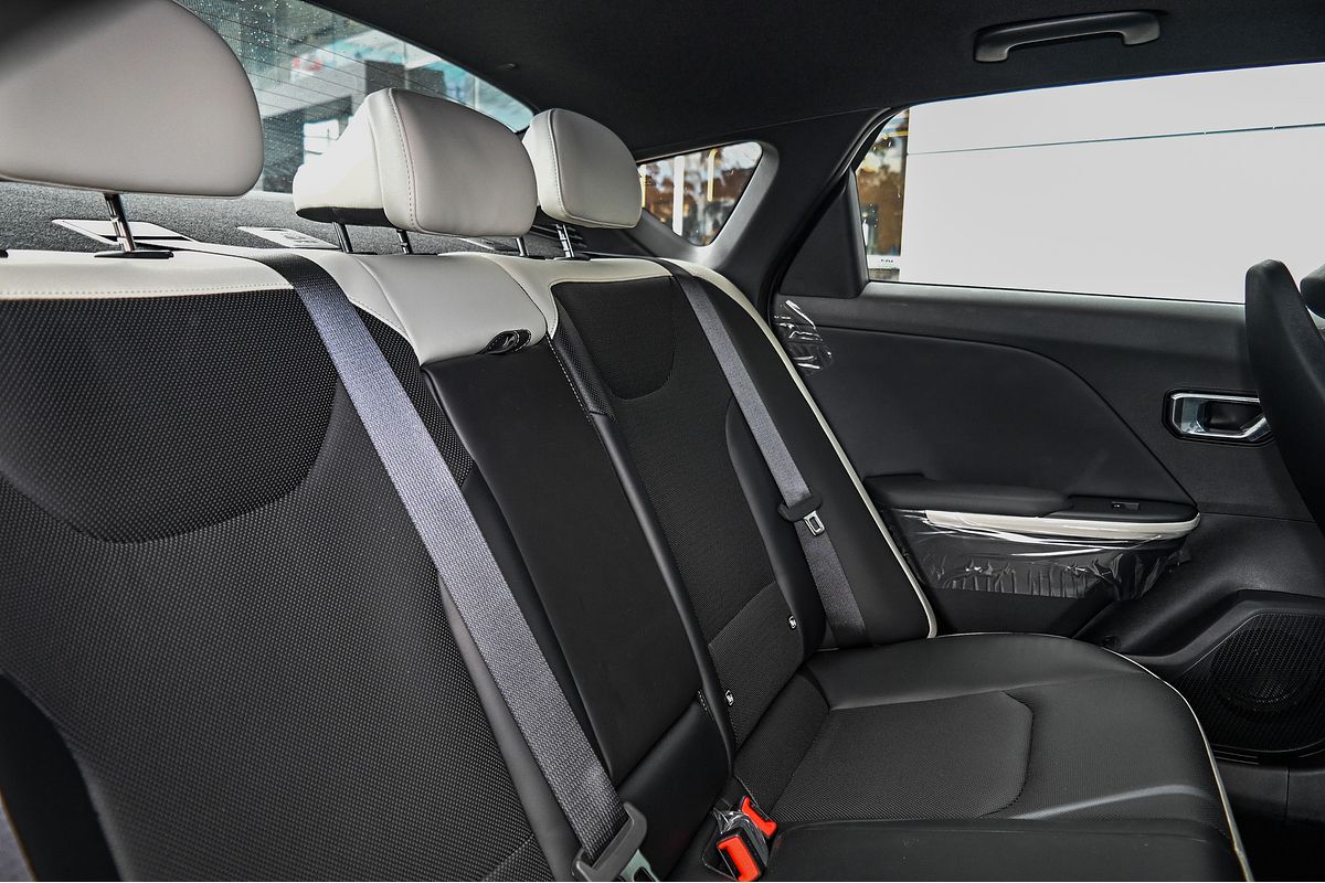 2025 Kia K4 GT-Line CL4m