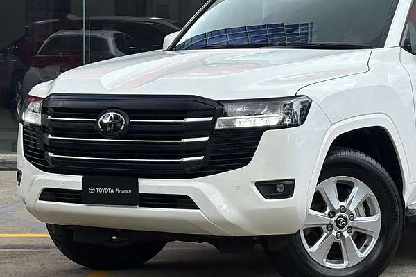 2023 Toyota Landcruiser GXL FJA300R