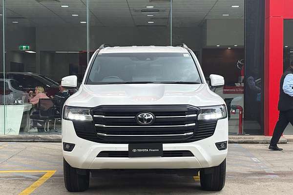 2023 Toyota Landcruiser GXL FJA300R
