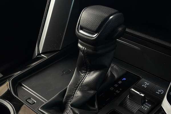 2023 Toyota Landcruiser GXL FJA300R