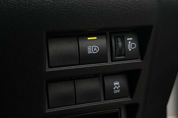 2023 Toyota Landcruiser GXL FJA300R