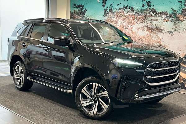 2025 Isuzu MU-X LS-T