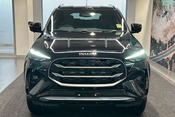 2025 Isuzu MU-X LS-T