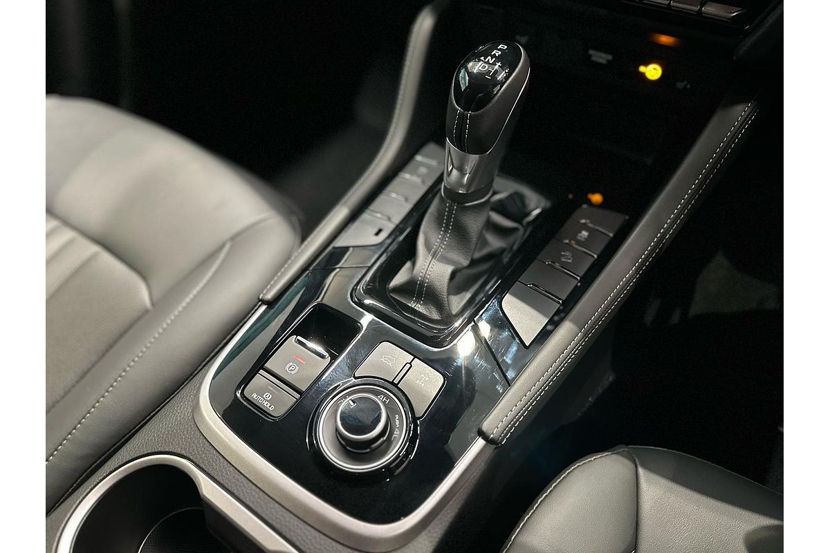 2025 Isuzu MU-X LS-T