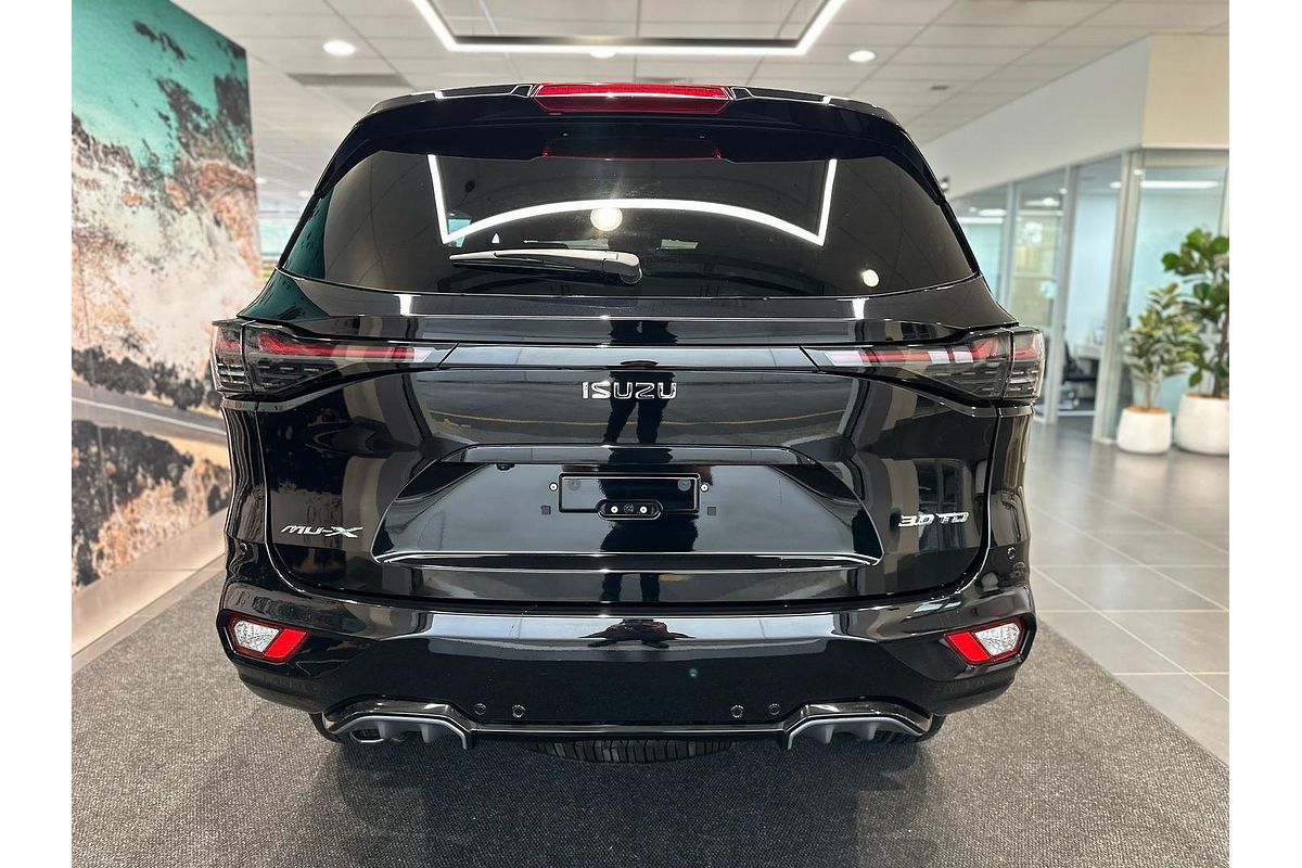 2025 Isuzu MU-X LS-T