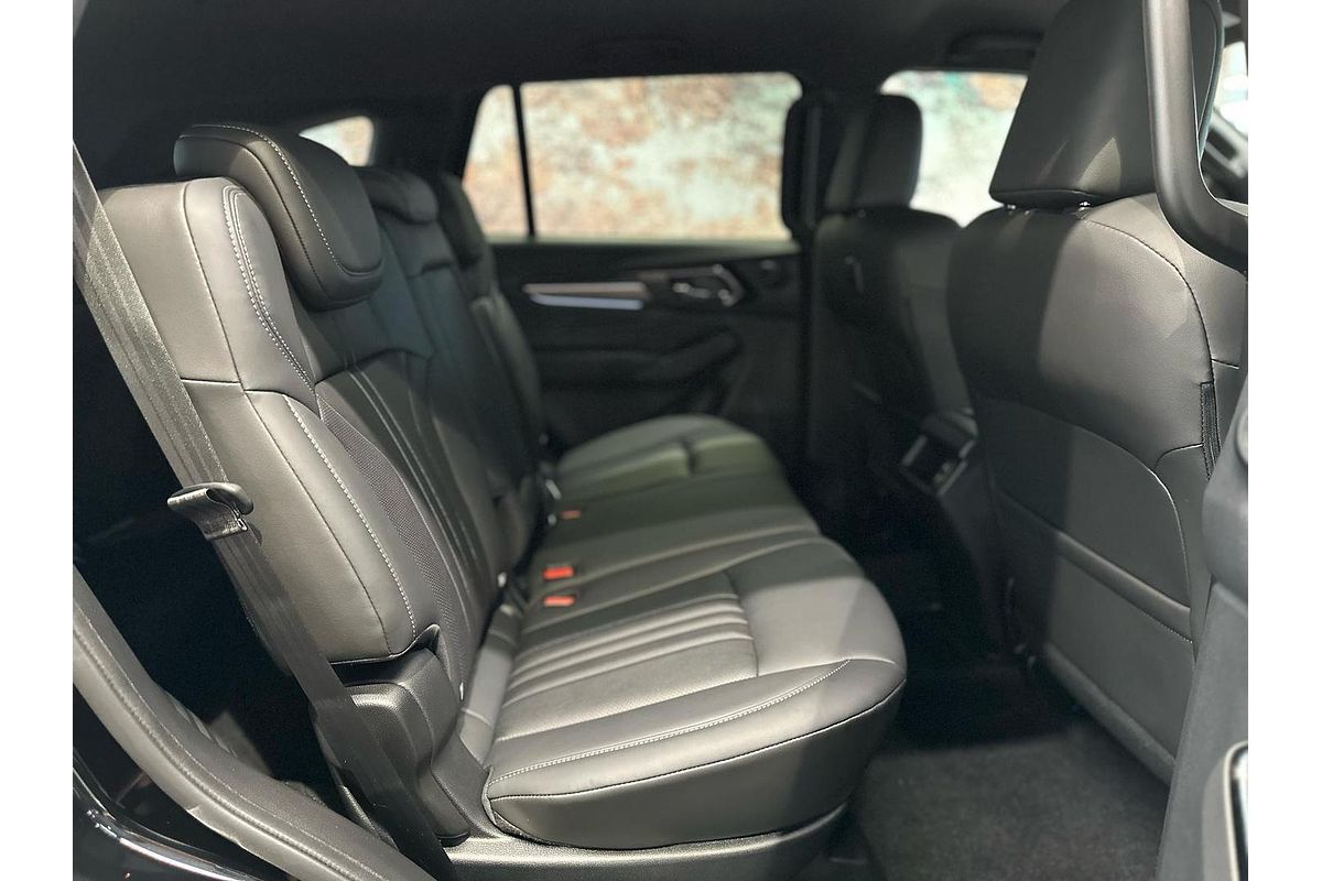 2025 Isuzu MU-X LS-T