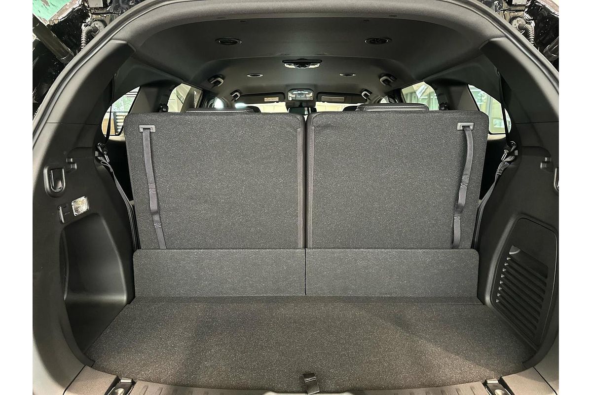 2025 Isuzu MU-X LS-T