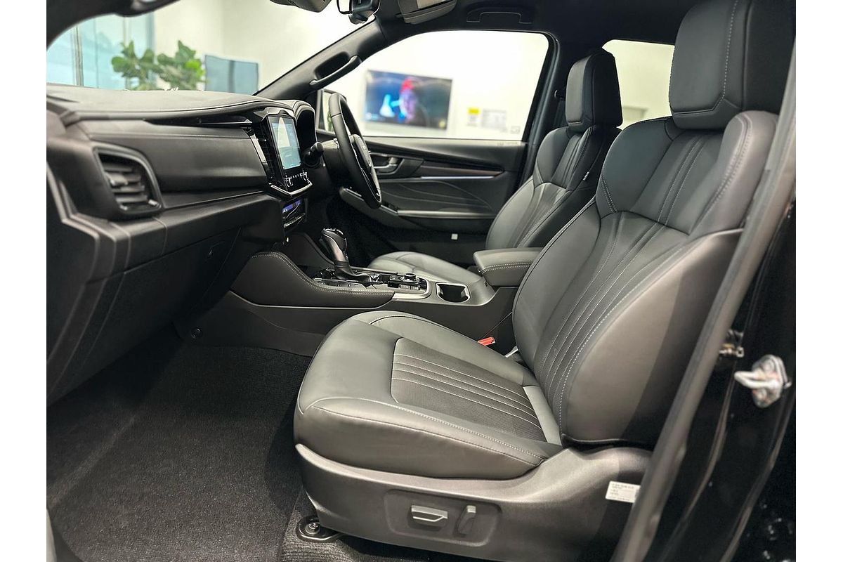 2025 Isuzu MU-X LS-T