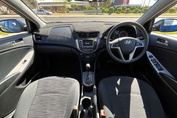 2016 Hyundai Accent Active RB4