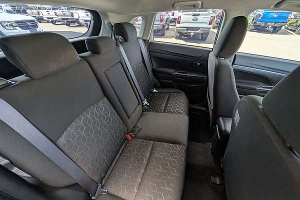 2022 Mitsubishi ASX ES XD