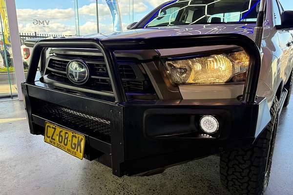 2020 Toyota Hilux SR GUN126R 4X4