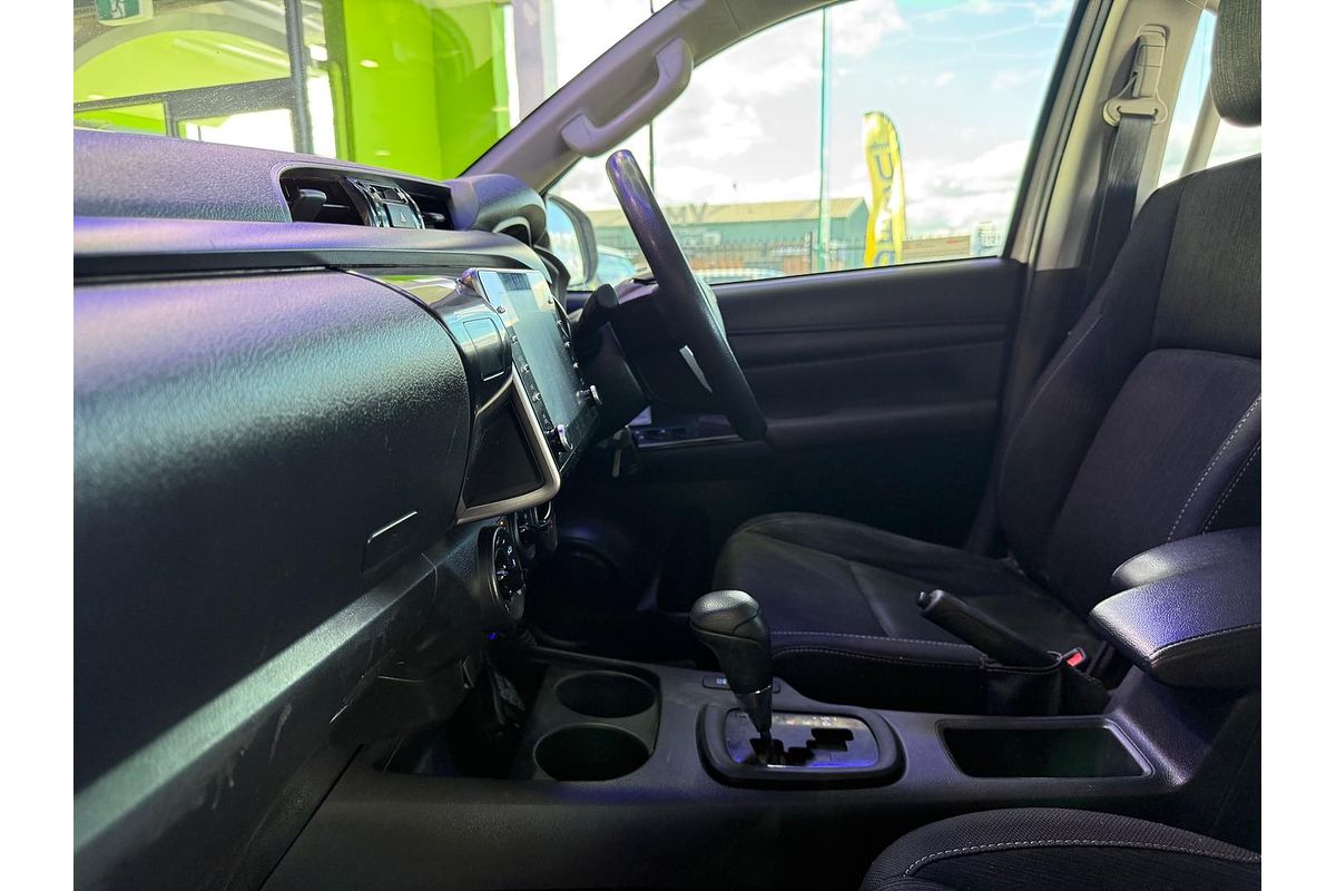 2020 Toyota Hilux SR GUN126R 4X4