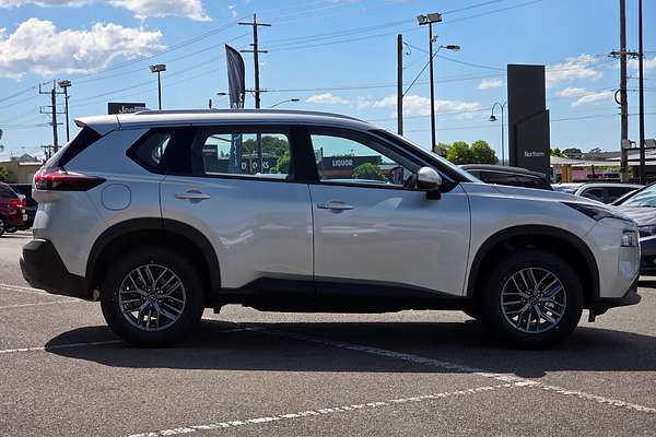 2025 Nissan X-TRAIL ST T33