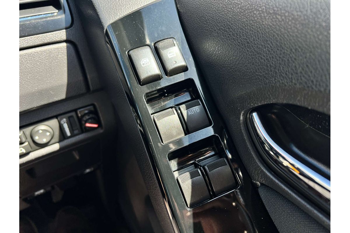 2017 Isuzu MU-X LS-U