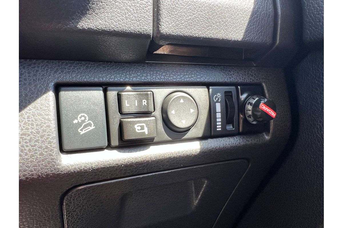 2017 Isuzu MU-X LS-U