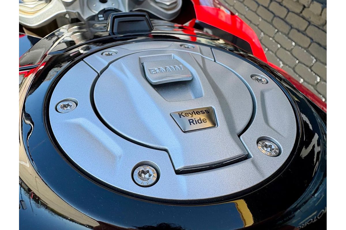 2022 BMW S 1000 XR S 1000