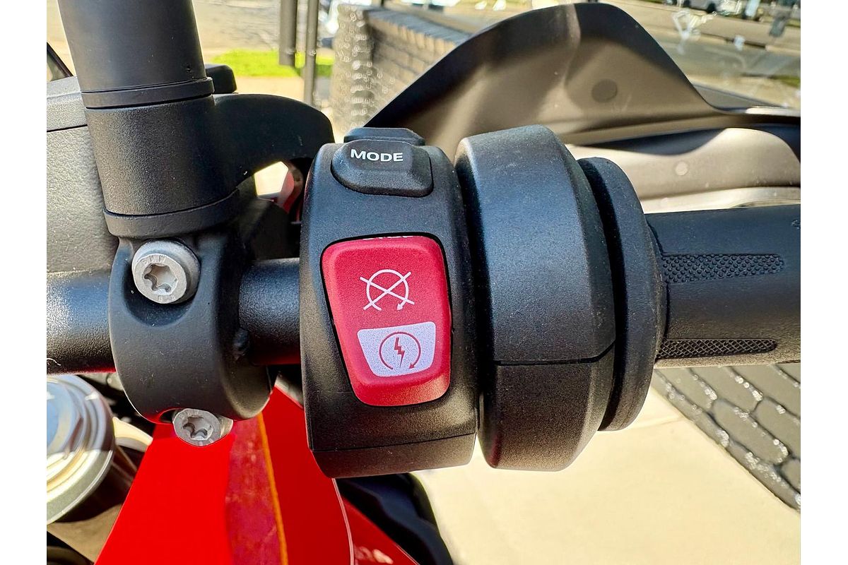 2022 BMW S 1000 XR S 1000