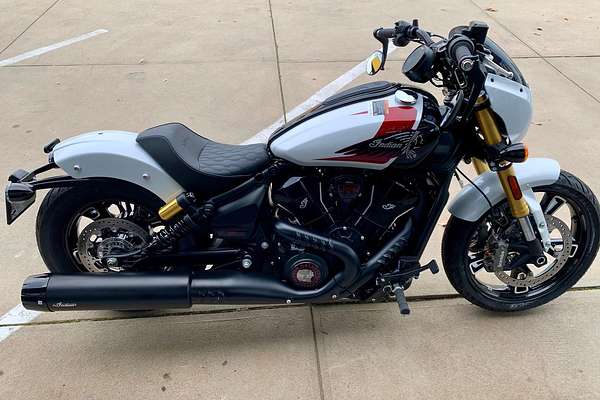 2025 Indian Scout 101 Scout