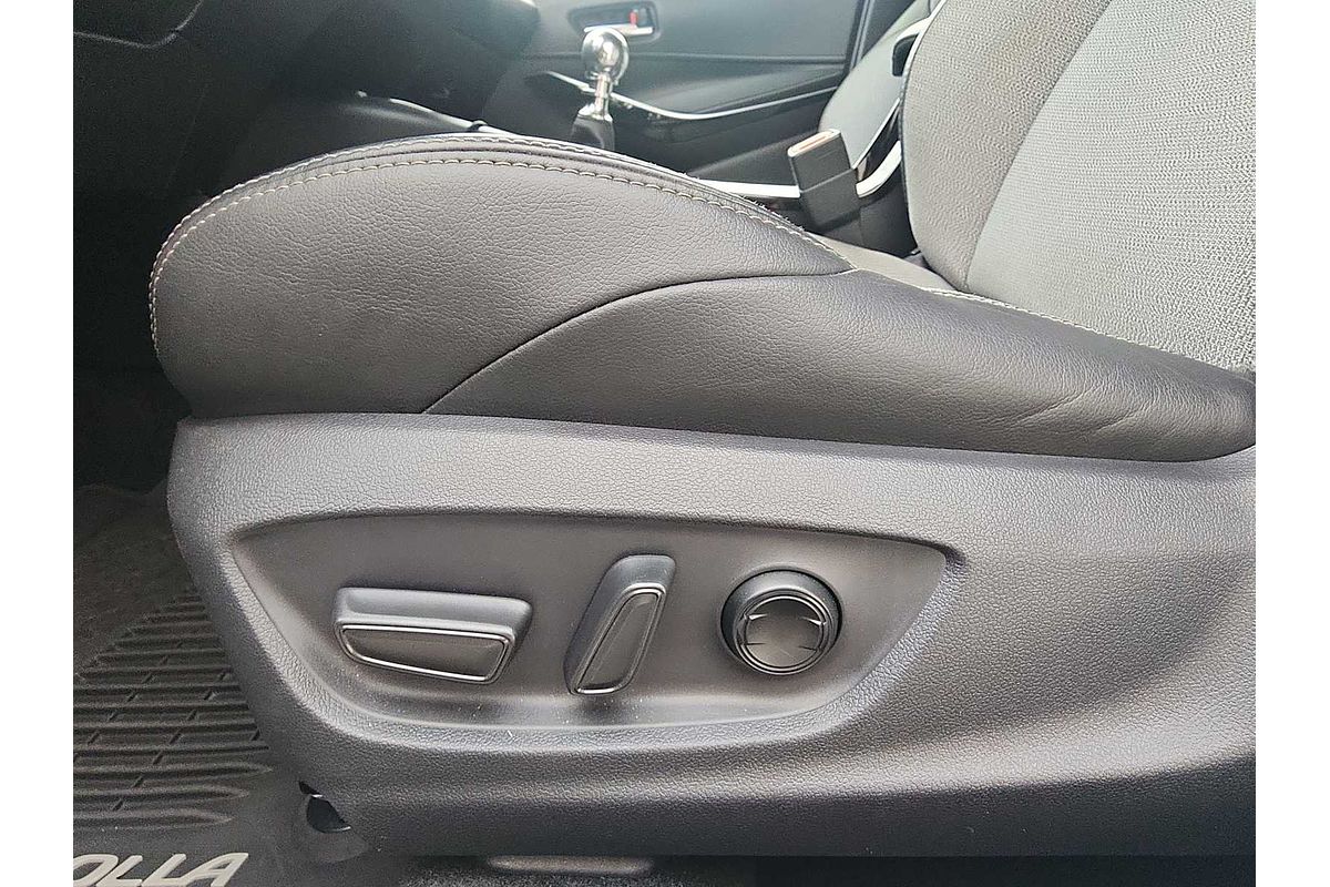 2020 Toyota Corolla XSE