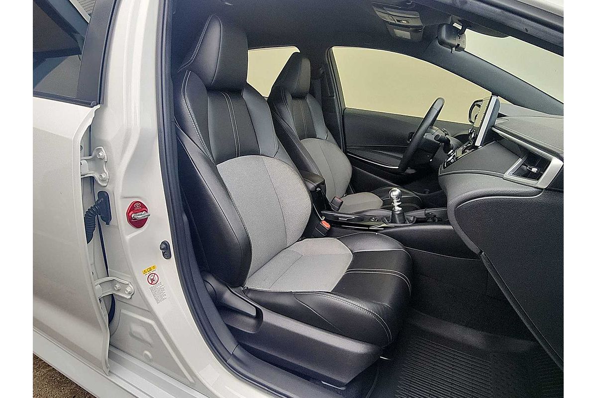 2020 Toyota Corolla XSE