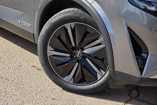 2025 Nissan QASHQAI TI e-POWER J12