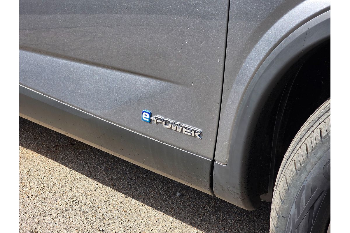 2025 Nissan QASHQAI TI e-POWER J12