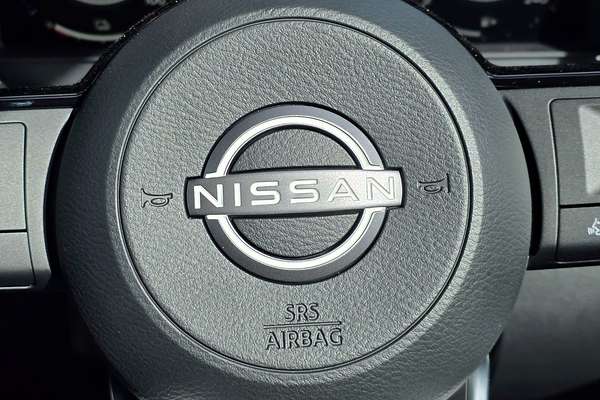 2025 Nissan QASHQAI TI e-POWER J12