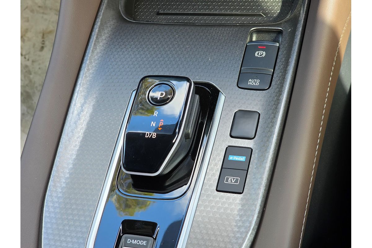 2025 Nissan QASHQAI TI e-POWER J12