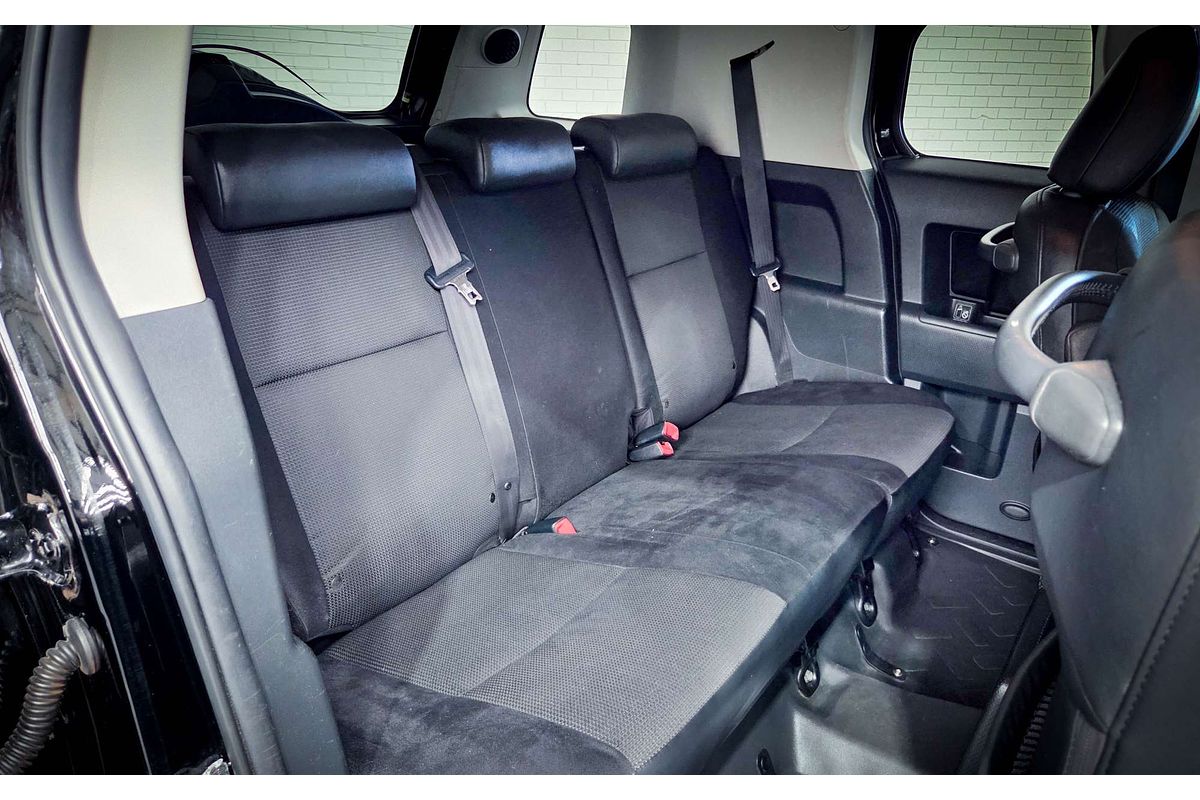 2015 Toyota FJ Cruiser GSJ15R