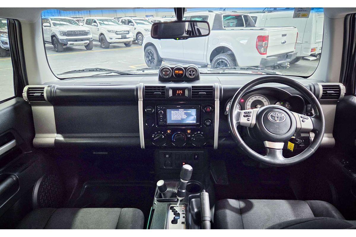 2015 Toyota FJ Cruiser GSJ15R