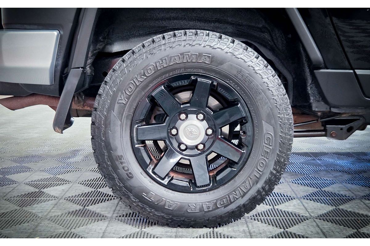 2015 Toyota FJ Cruiser GSJ15R