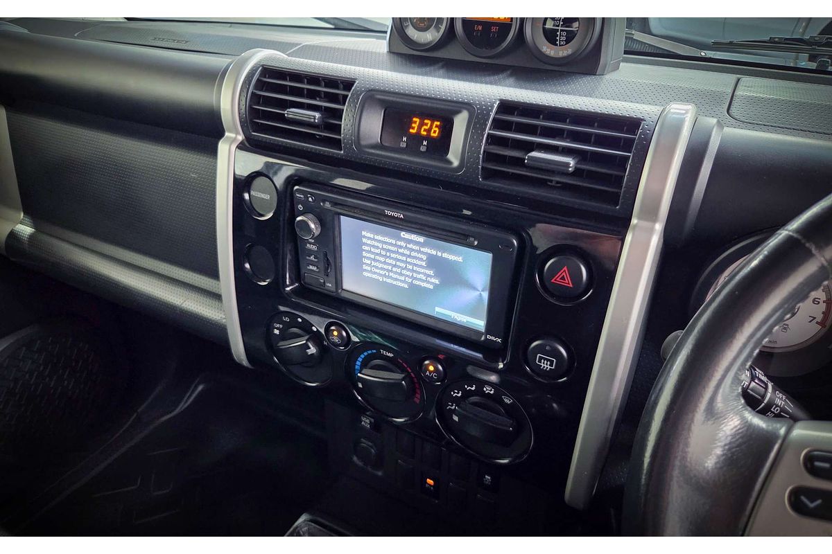 2015 Toyota FJ Cruiser GSJ15R