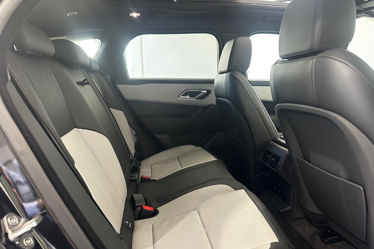 2025 Land Rover Range Rover Velar PHEV P400e Dynamic SE L560