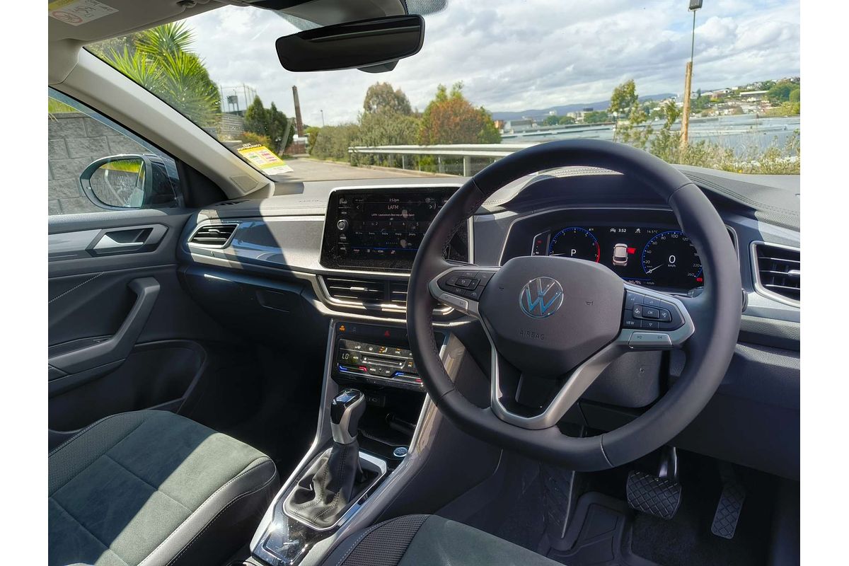 2025 Volkswagen T-Roc 110TSI Style D11