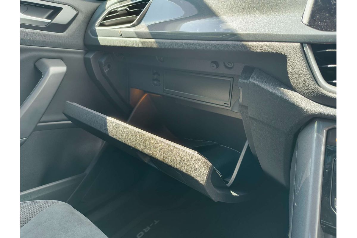 2025 Volkswagen T-Roc 110TSI Style D11