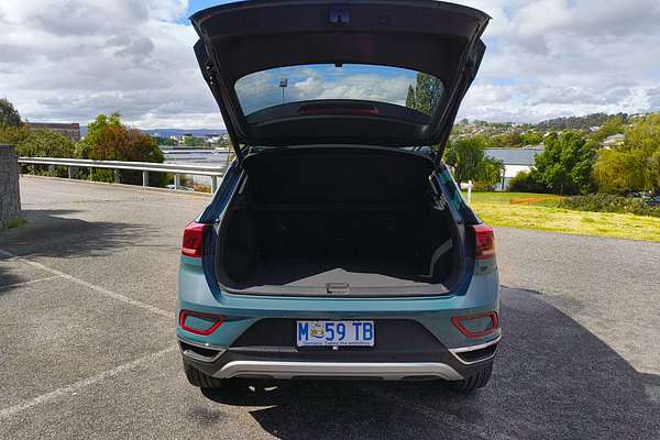 2025 Volkswagen T-Roc 110TSI Style D11