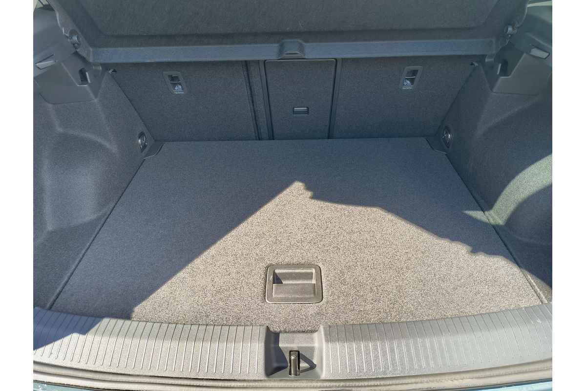 2025 Volkswagen T-Roc 110TSI Style D11