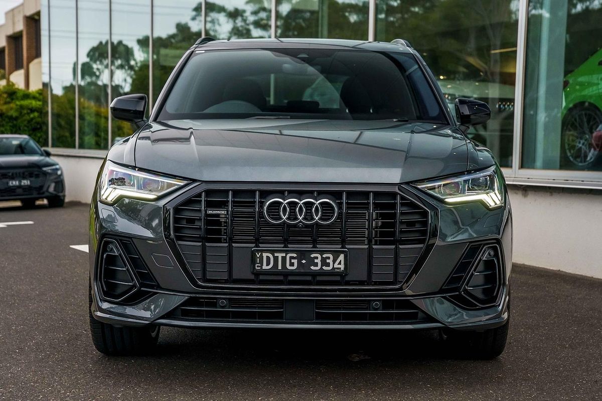 2025 Audi Q3 40 TFSI S line F3