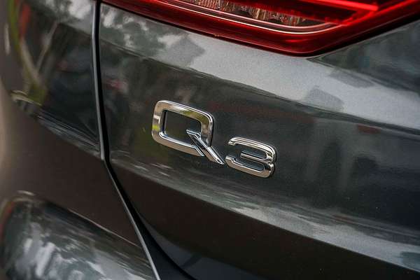 2025 Audi Q3 40 TFSI S line F3