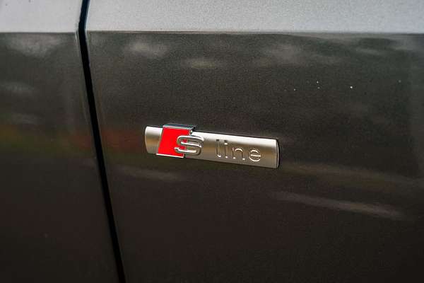 2025 Audi Q3 40 TFSI S line F3