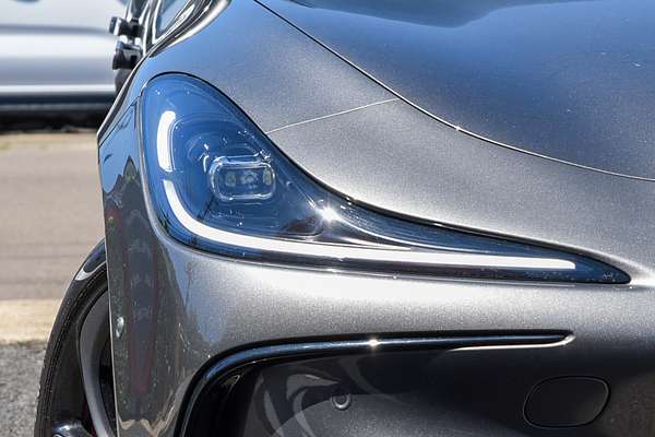 2025 MG IM5 Performance P12L