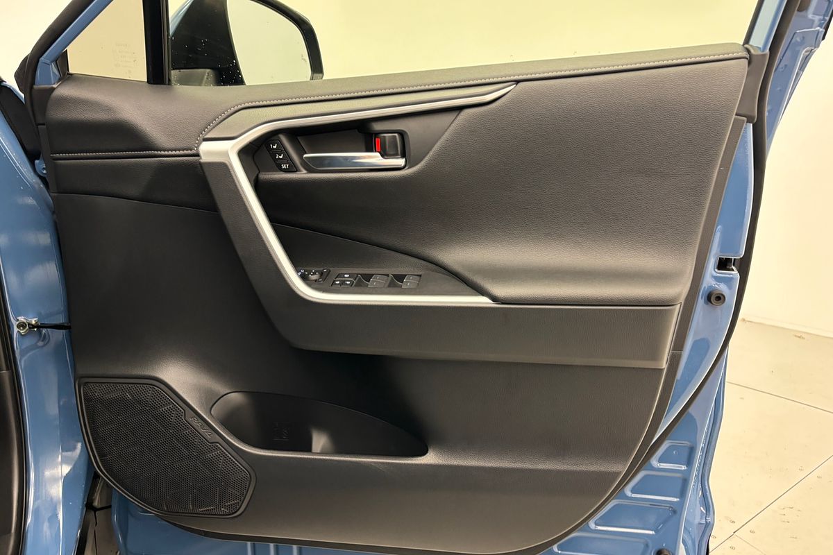 2022 Toyota RAV4 Cruiser MXAA52R