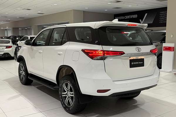 2021 Toyota Fortuner GX GUN156R